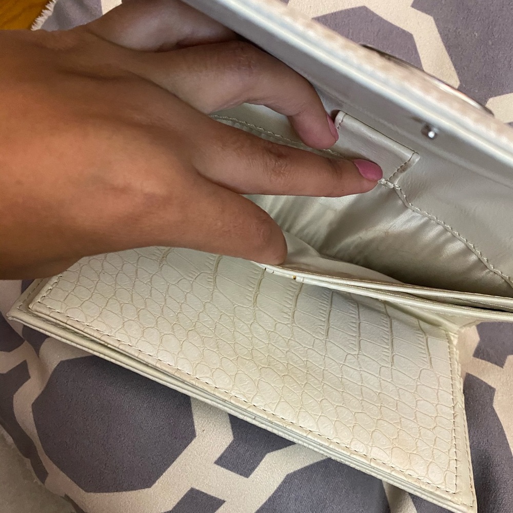 Guess wallet - Picture 5 of 6